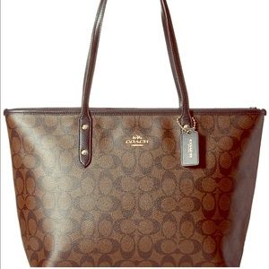 COACH TOTE